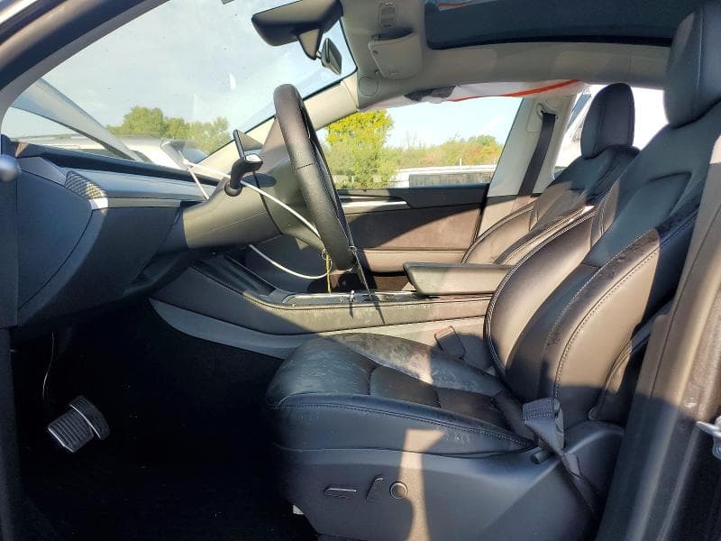 2025 TESLA MODEL Y 7