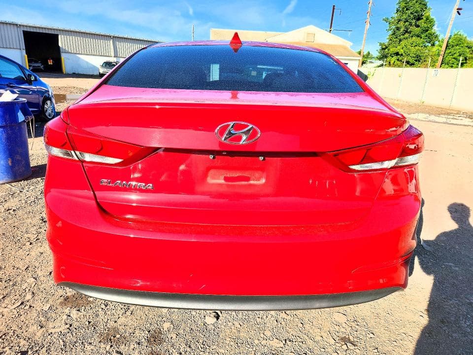 2017 HYUNDAI ELANTRA SE 6