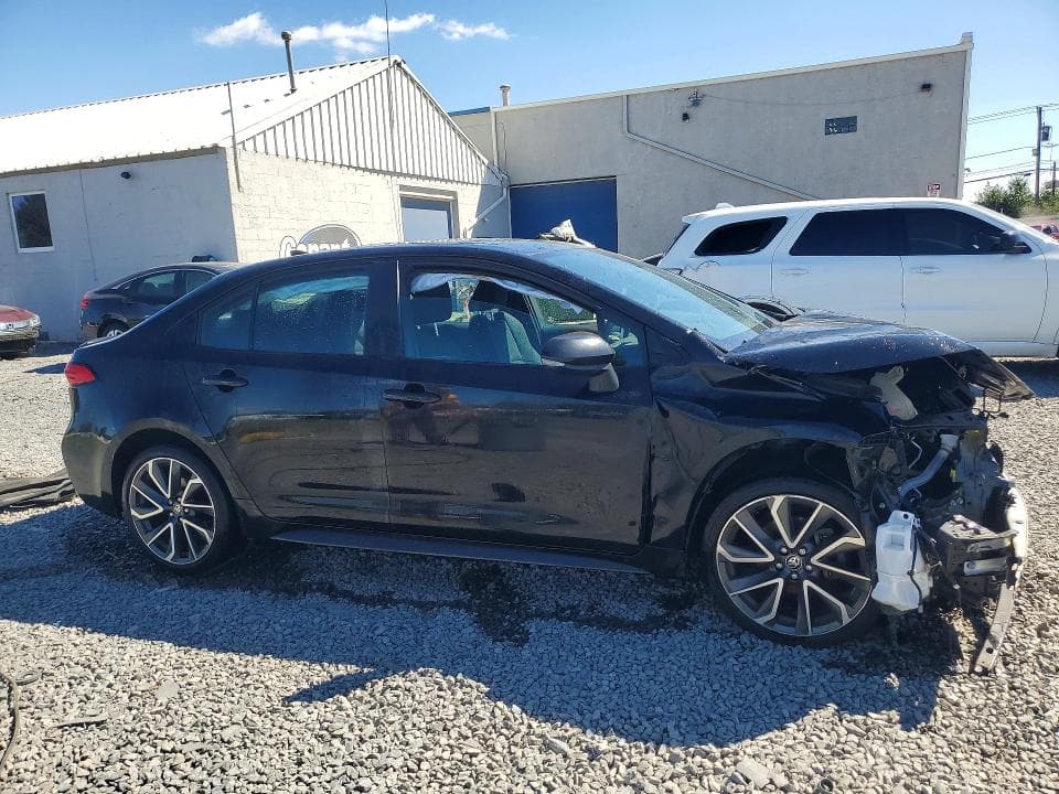 2020 TOYOTA COROLLA SE 4