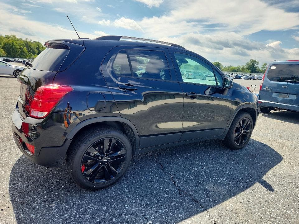 2021 CHEVROLET TRAX 1LT 3