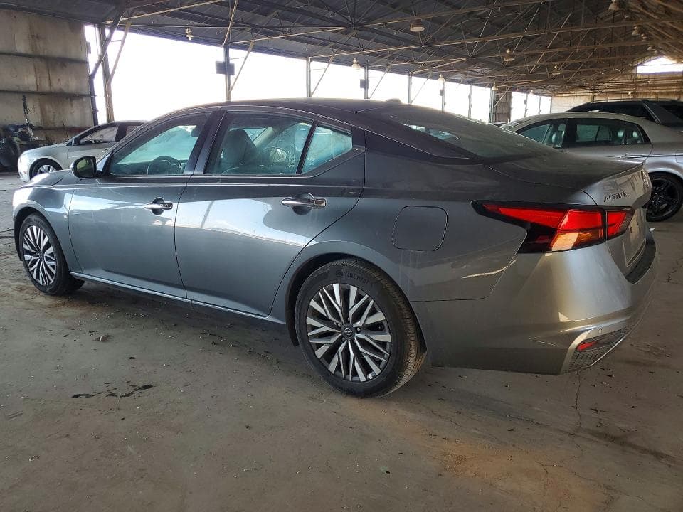 2025 NISSAN ALTIMA SV 2
