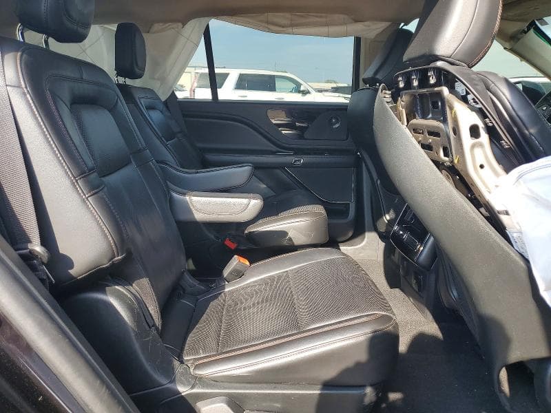 2023 LINCOLN AVIATOR RESERVE 11