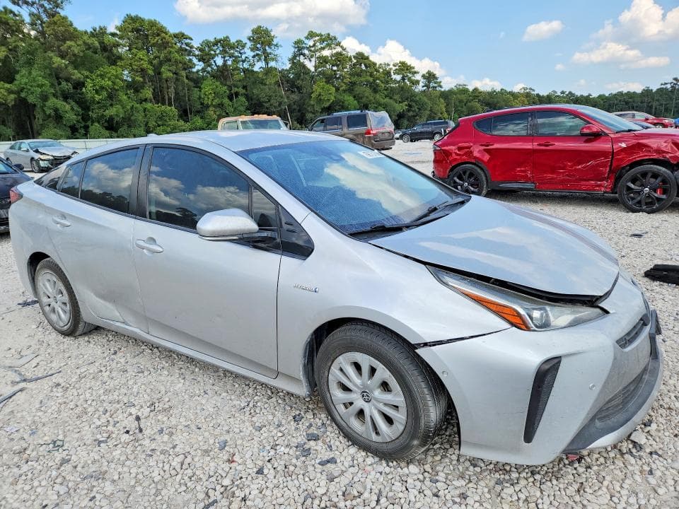 2019 TOYOTA PRIUS LE 4