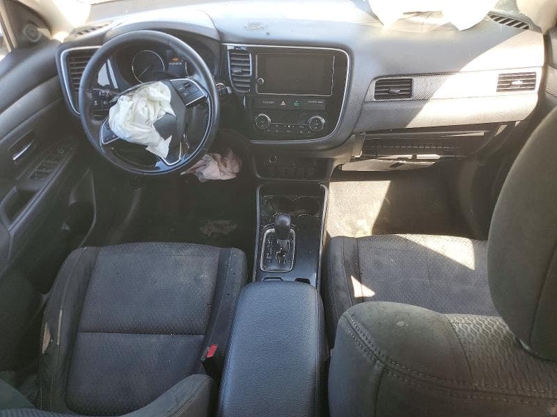 2018 MITSUBISHI OUTLANDER SE 8