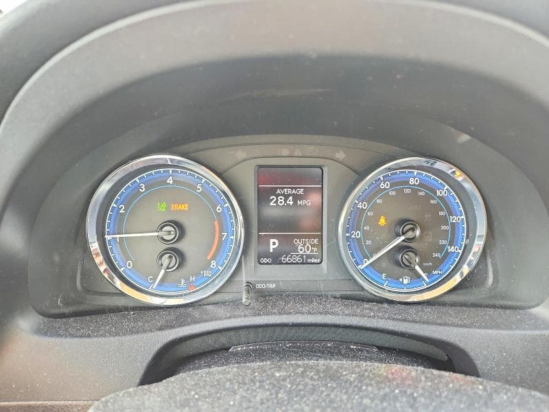 2017 TOYOTA COROLLA L 9