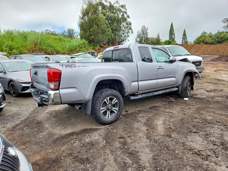 2017 TOYOTA TACOMA TRD SPORT 3