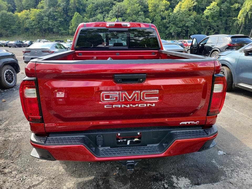 2026 GMC CANYON AT4 6