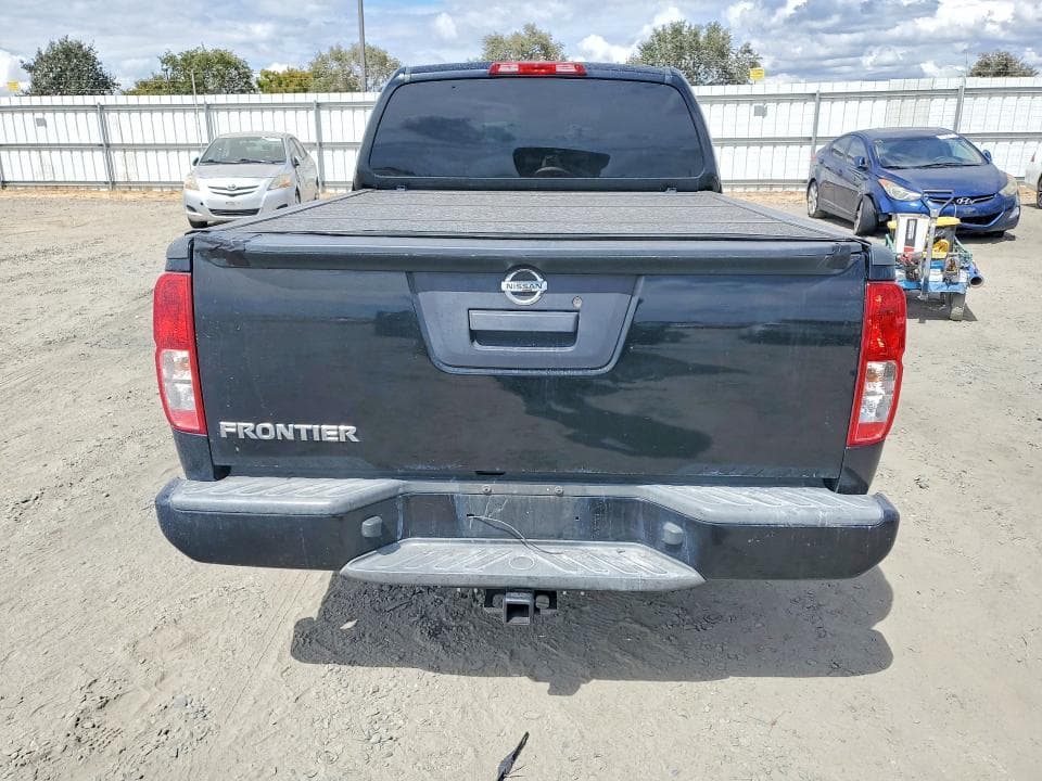 2017 NISSAN FRONTIER S 6