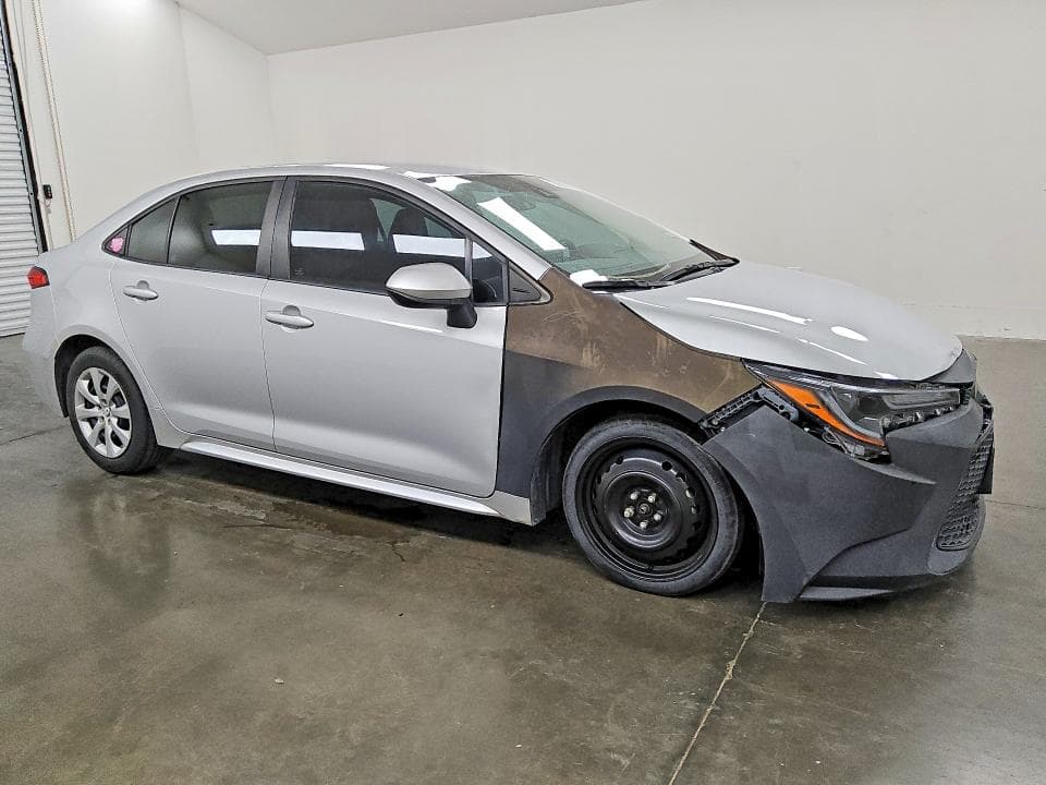 2022 TOYOTA COROLLA LE 4