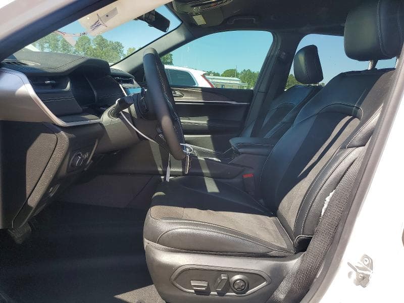2026 JEEP GRAND CHEROKEE BASE 7