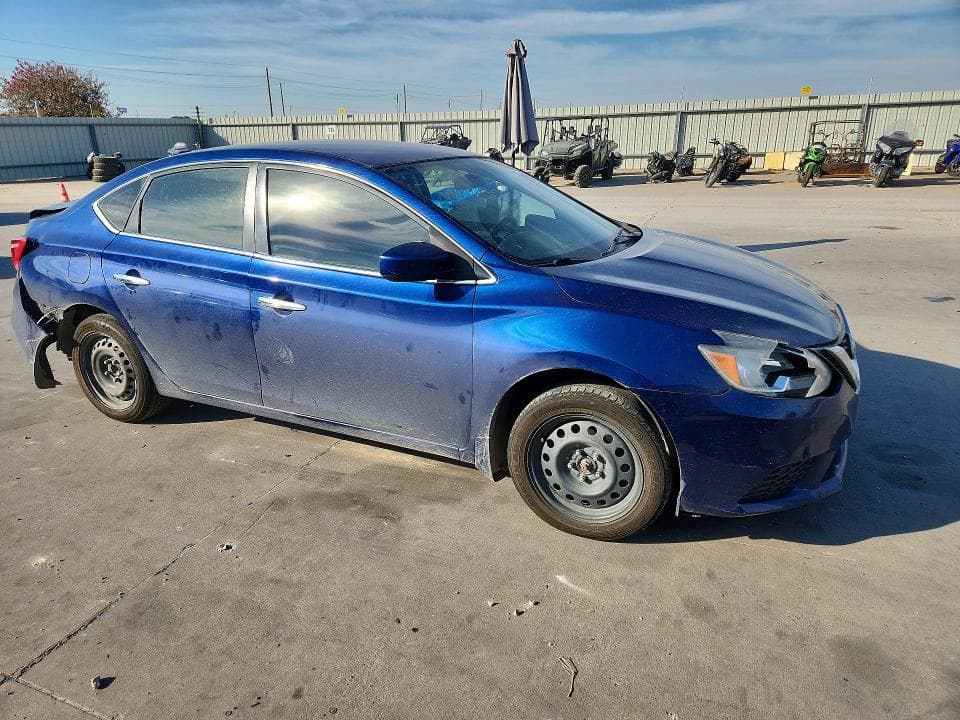 2019 NISSAN SENTRA S 4