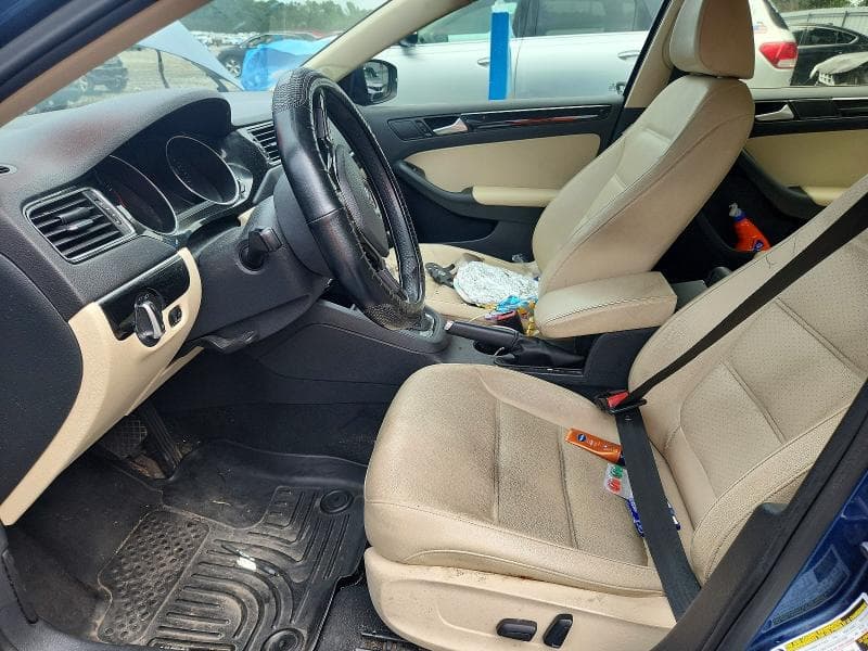 2017 VOLKSWAGEN JETTA SEL 7