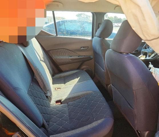 2018 NISSAN KICKS SV 11