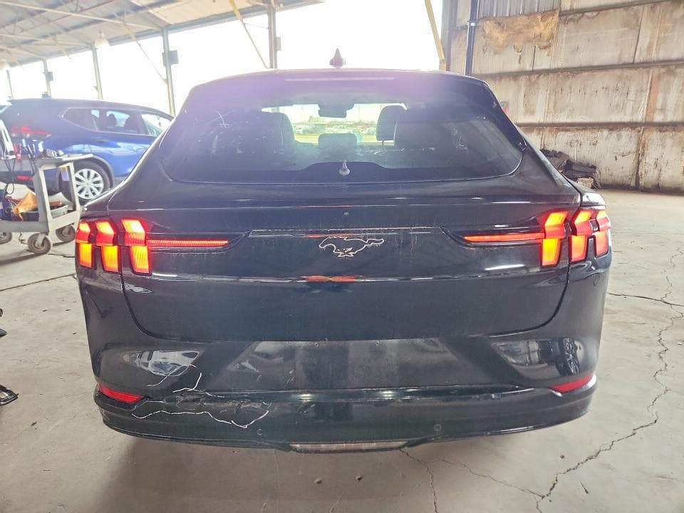 2023 FORD MUSTANG MACH-E PREMIUM 6