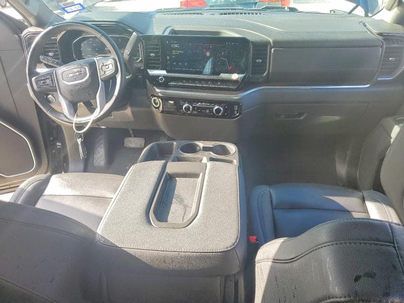 2025 GMC SIERRA C1500 SLT 8