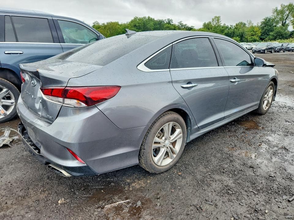 2018 HYUNDAI SONATA LIMITED 3