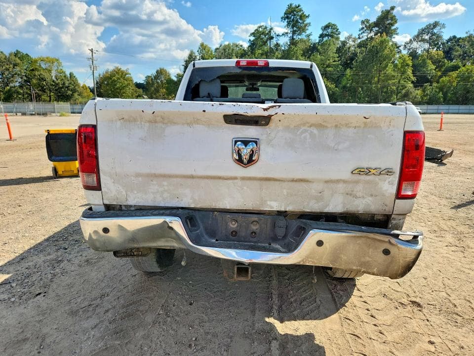 2018 RAM 2500 ST 6