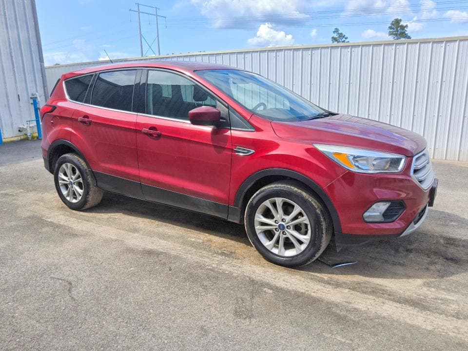2019 FORD ESCAPE SE 4