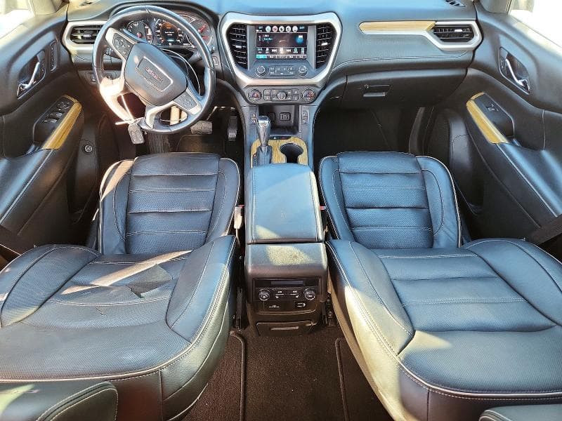 2018 GMC ACADIA DENALI 8