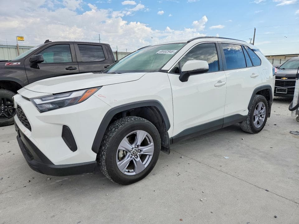 2025 TOYOTA RAV4 HYBRID XLE