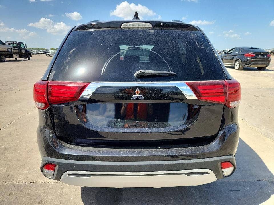 2020 MITSUBISHI OUTLANDER ES 6