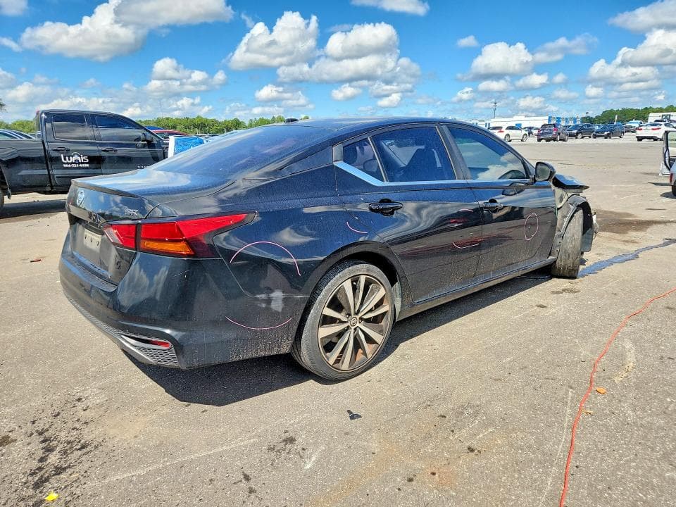2019 NISSAN ALTIMA SR 3
