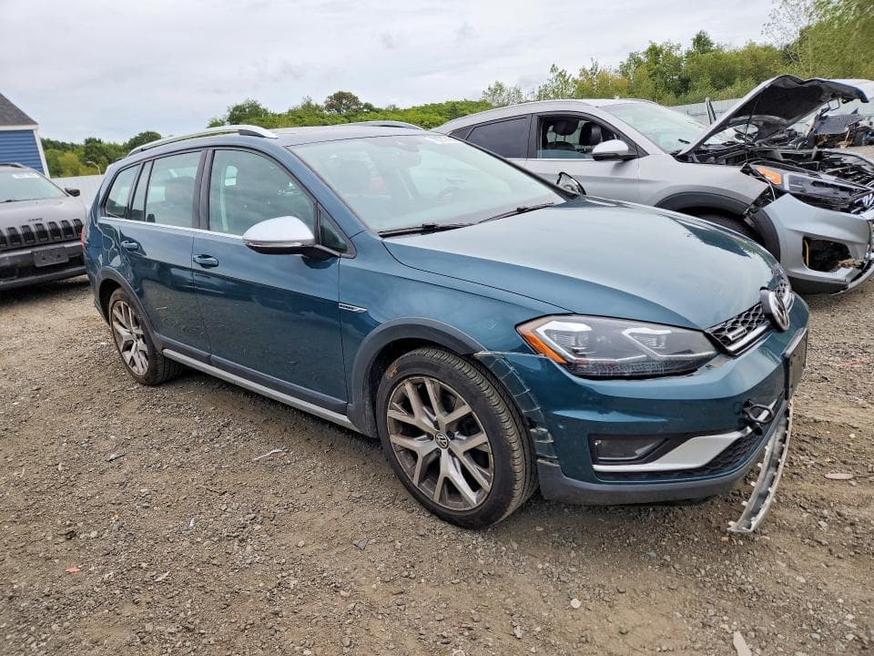 2019 VOLKSWAGEN GOLF ALLTRACK S 4