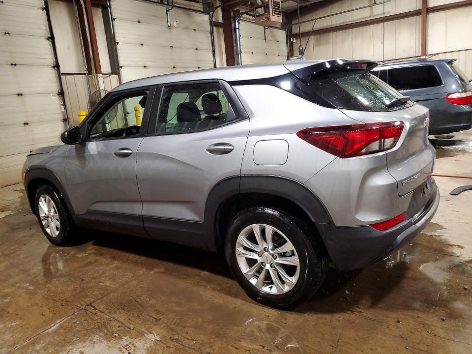 2023 CHEVROLET TRAILBLAZER LS 2