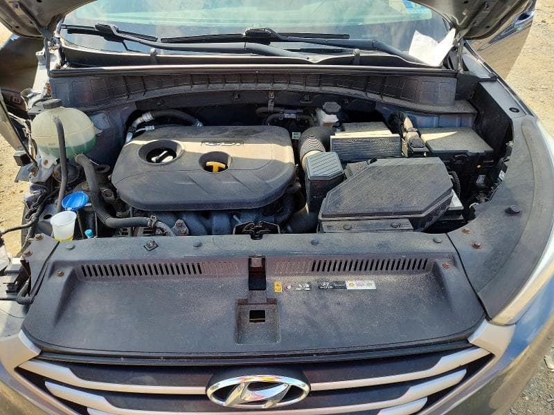 2017 HYUNDAI TUCSON SE 11