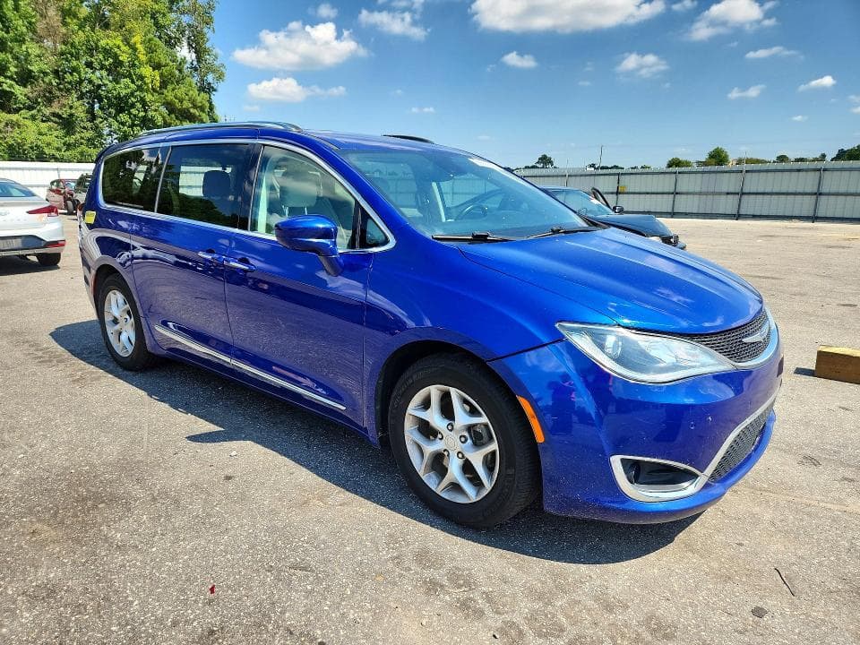 2019 CHRYSLER PACIFICA TOURING L PLUS 4