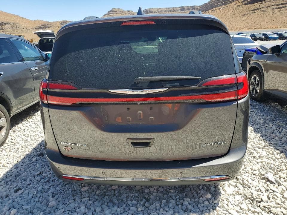 2022 CHRYSLER PACIFICA LIMITED 6
