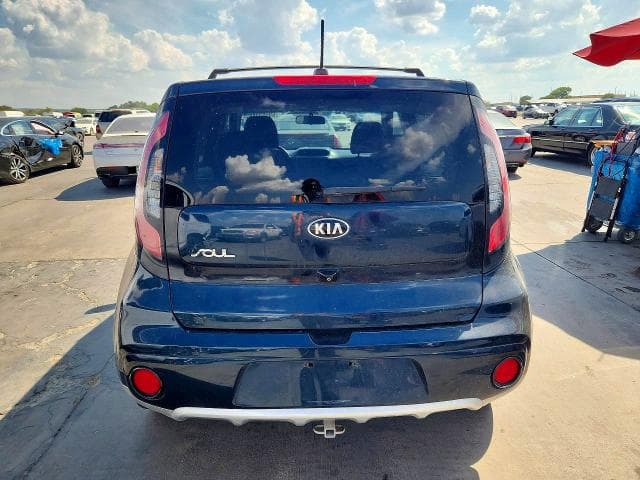 2017 KIA SOUL + 6