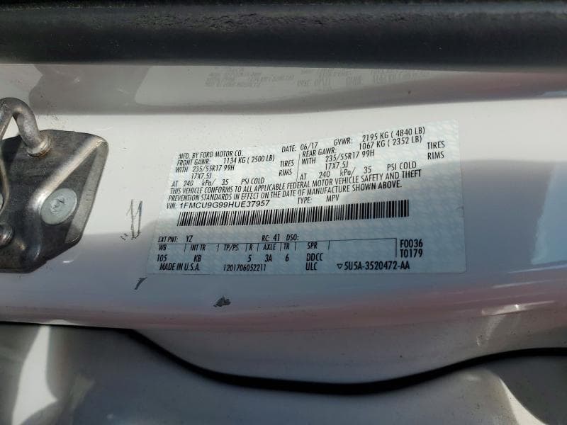 2017 FORD ESCAPE SE 13