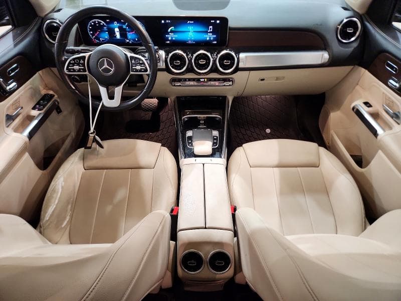 2020 MERCEDES-BENZ GLB 250 4MATIC 8