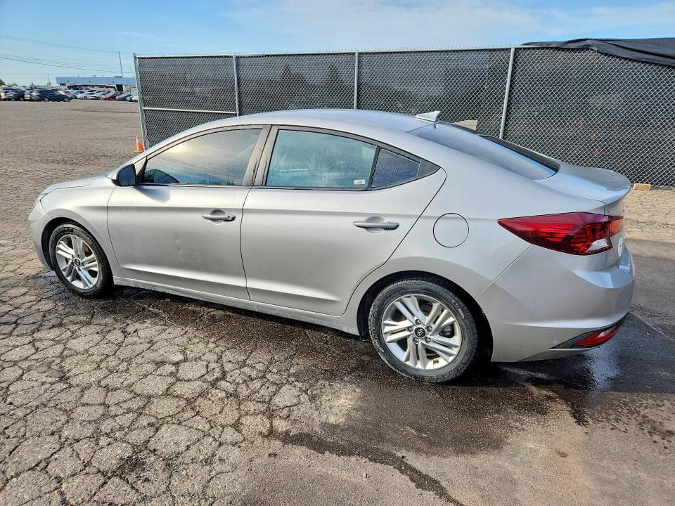 2020 HYUNDAI ELANTRA SEL 2