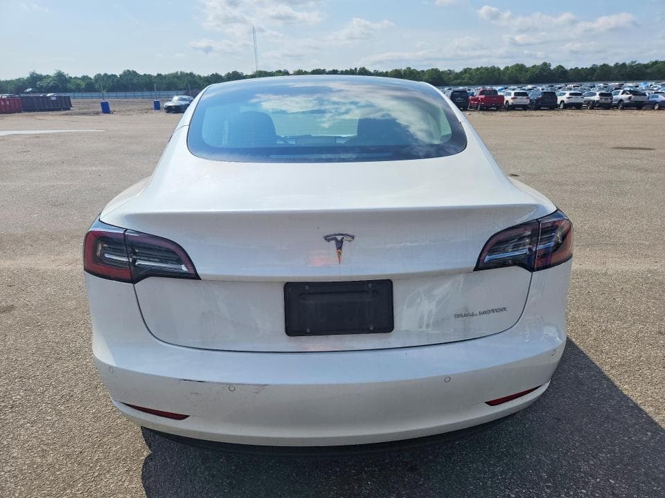 2022 TESLA MODEL X 6