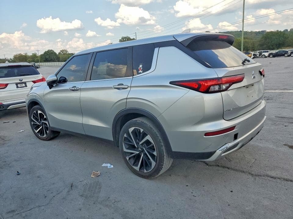2022 MITSUBISHI OUTLANDER SE 2