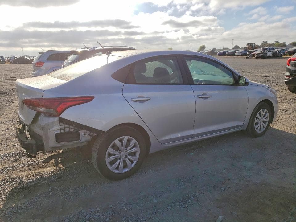 2021 HYUNDAI ACCENT SE 3