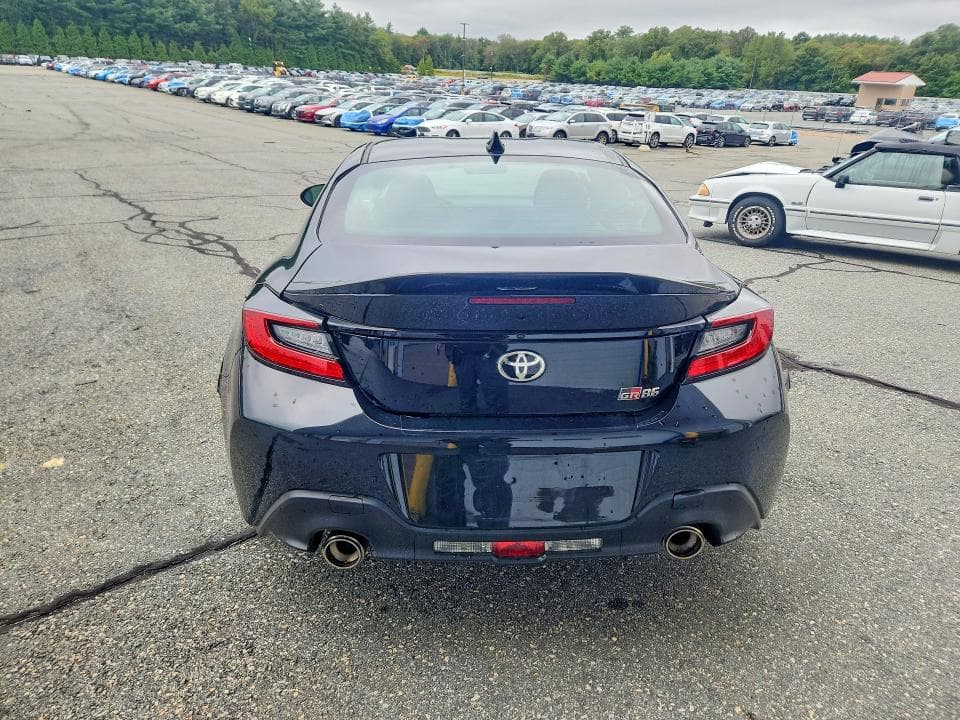2024 TOYOTA GR 86 6