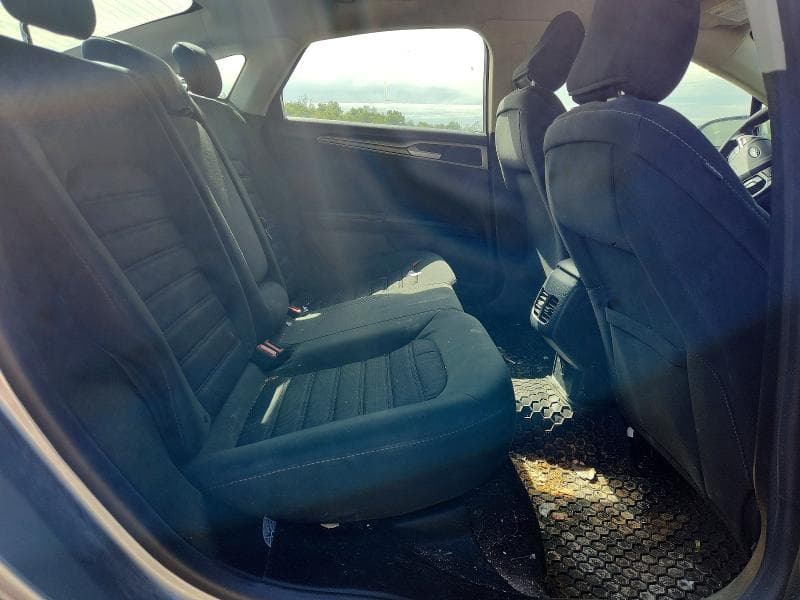 2020 FORD FUSION SE 10