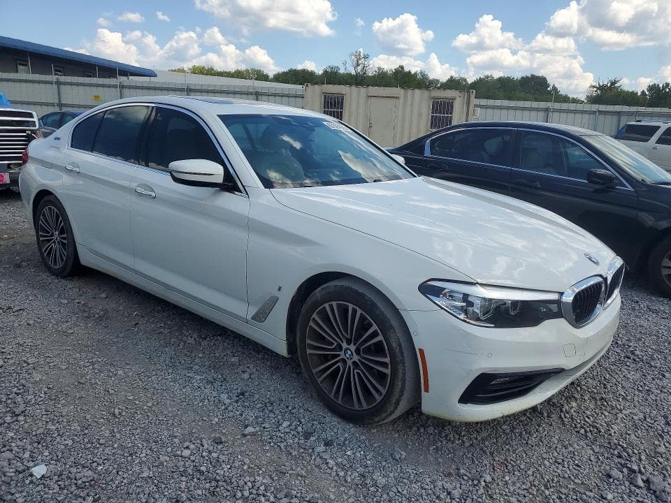 2018 BMW 530E 4