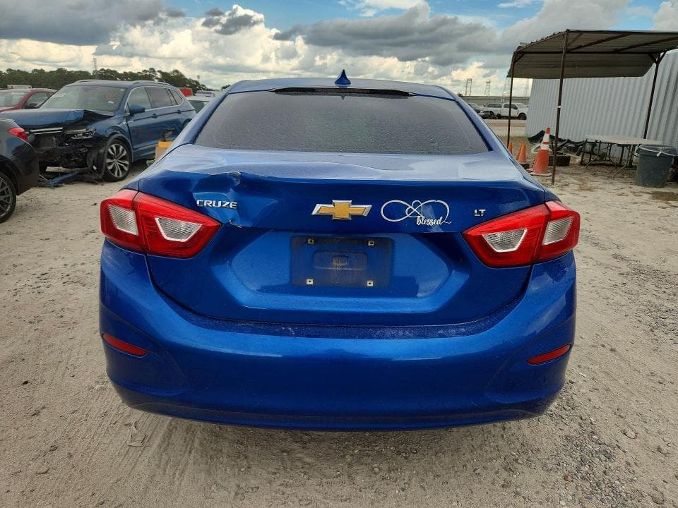2017 CHEVROLET CRUZE LT 6