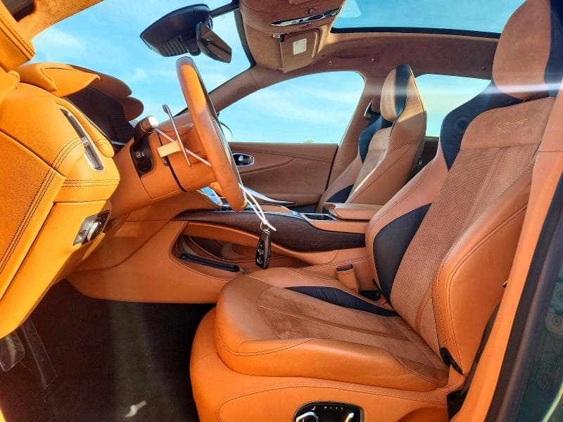 2022 ASTON MARTIN DBX 7