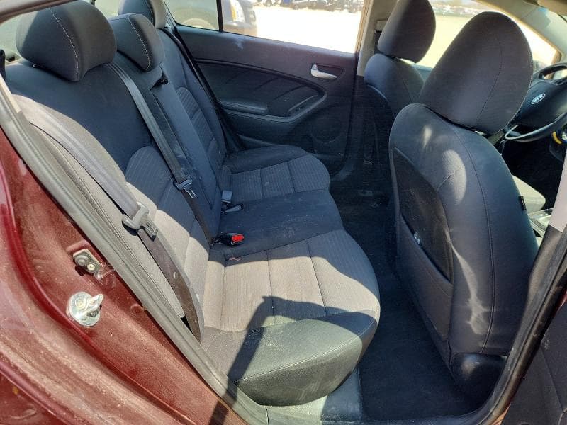 2017 KIA FORTE LX 10