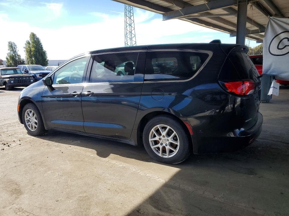 2018 CHRYSLER PACIFICA TOURING 2