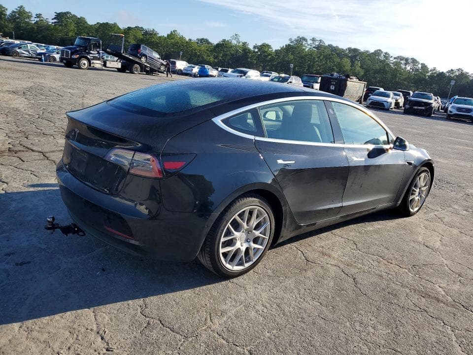 2018 TESLA MODEL 3 3