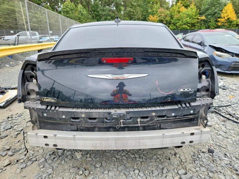 2019 CHRYSLER 300 S 6