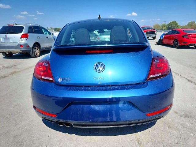 2018 VOLKSWAGEN BEETLE S 6