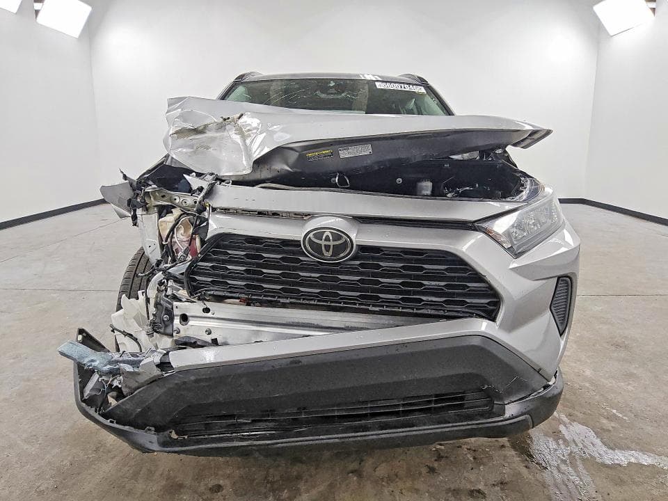 2021 TOYOTA RAV4 LE 5