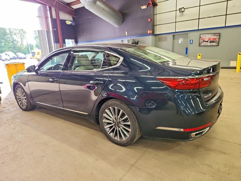 2017 KIA CADENZA PREMIUM 2